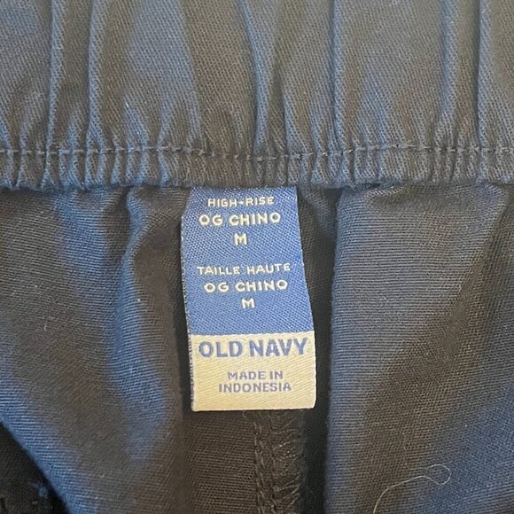 3 Pairs of Old Navy Ankle length Pants - Size Medium (10) - Picture 6 of 15